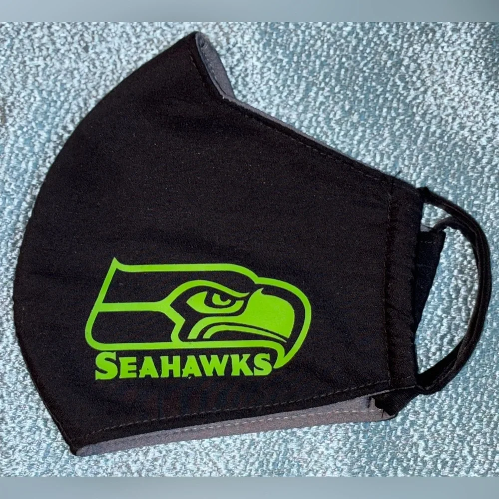 Seattle Seahawks Solid Big Logo Face Cover Reusable Mask. Adult Size | BLK/GRN |